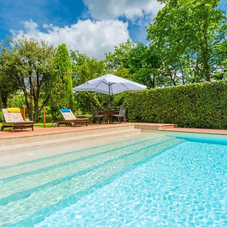 Bramasole Large Private Pool Wifi فيلة