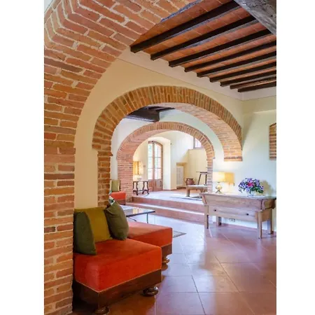 Bramasole Villa