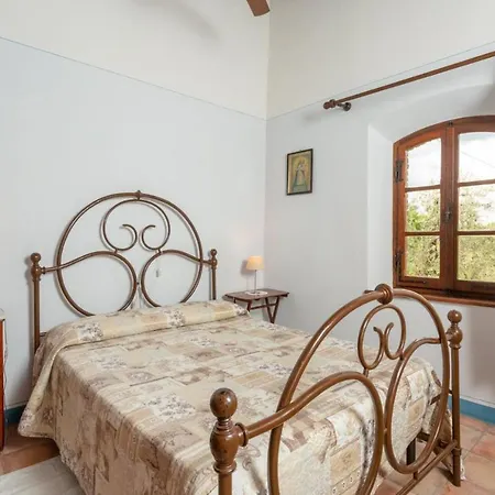 Bramasole Villa