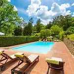 Bramasole Large Private Pool Wifi Вилла